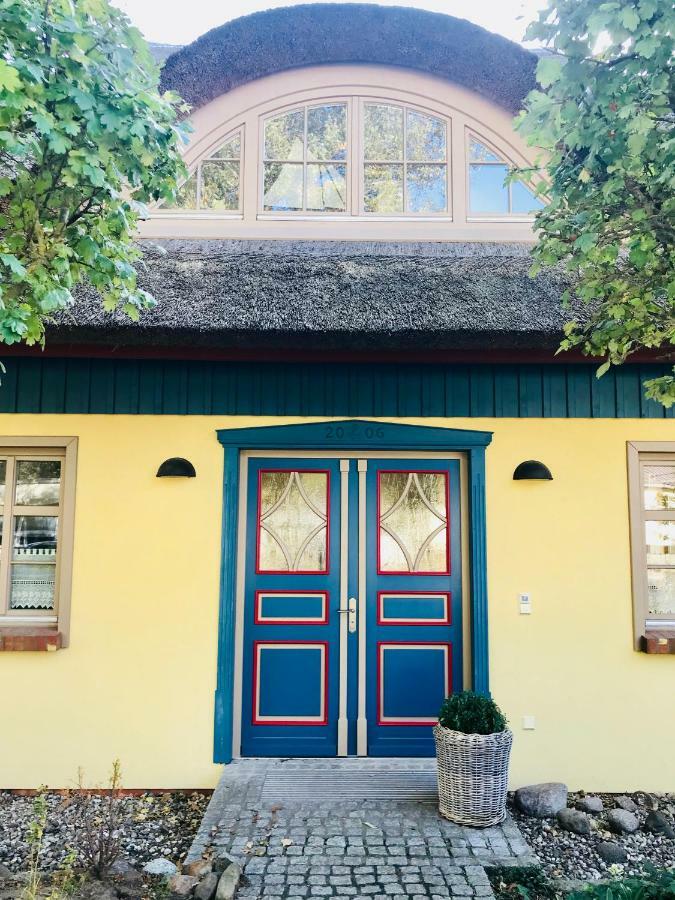 "Schiffszimmermannshaus" By Ferienhaus Strandgut Born Exterior photo